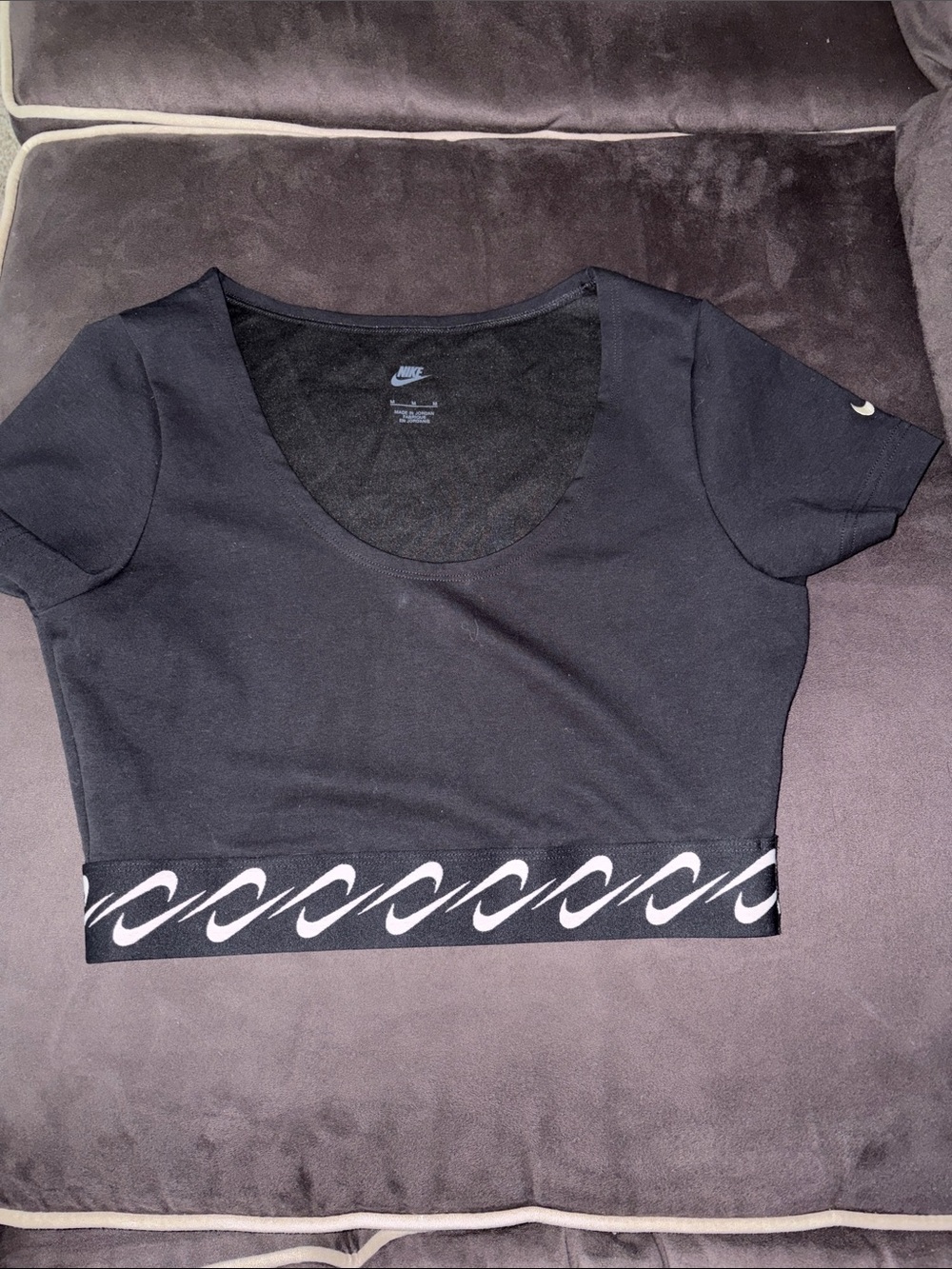 NWoT- Nike Black Scoop-Neck Short Sleeve Crop Top.